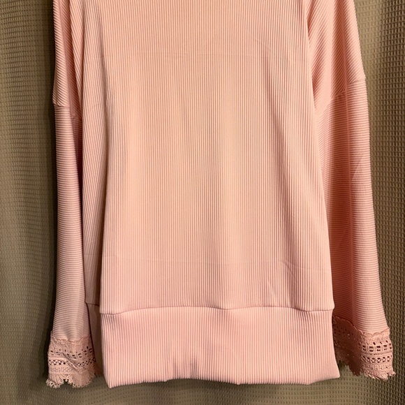Pink Flowing Top Women's L - Picture 6 of 8